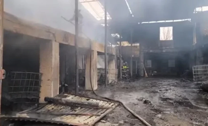 В Бишкеке сгорел дом