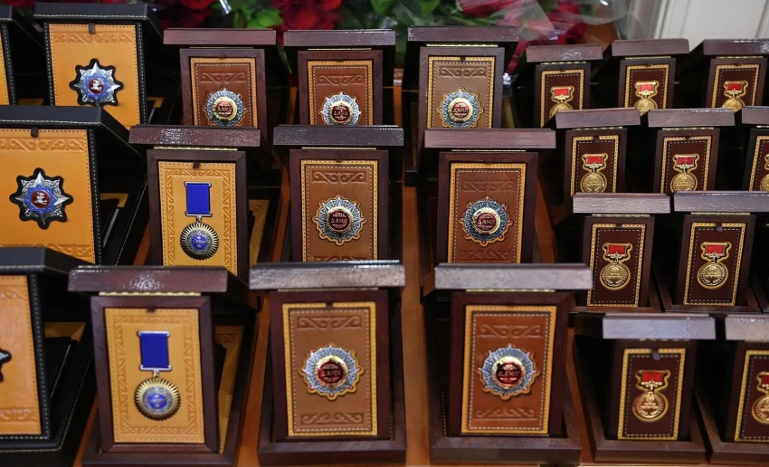 Депутаты одобрили во II чтении законопроект о сокращении госнаград