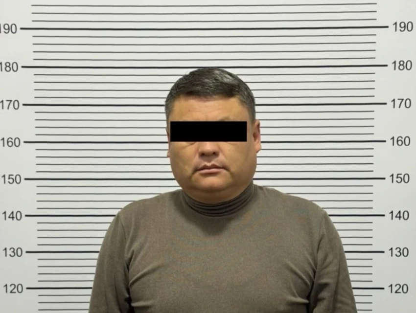 Бывший управляющий и бухгалтер районного филиала «Кыргыз почтасы» присвоили более 5 млн сомов