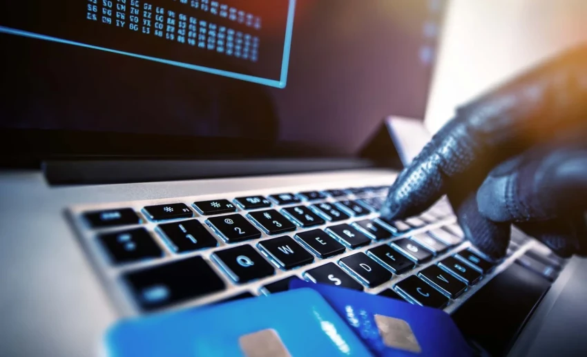 В 2025 году ущерб от интернет-мошенников превысил 826 млн сомов - МВД