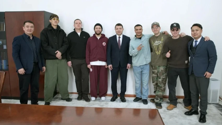 Кыргызстанские рэп-исполнители встретились с министром культуры