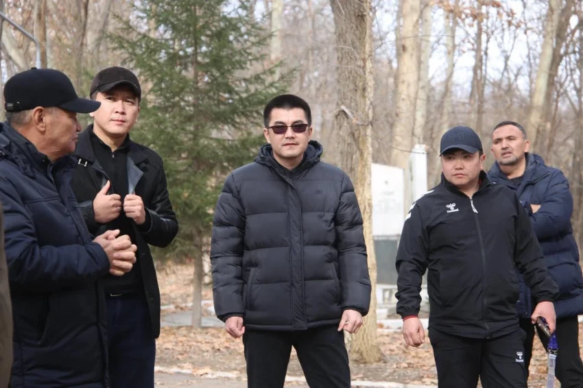 В Токтогуле обсудили модернизацию центрального стадиона