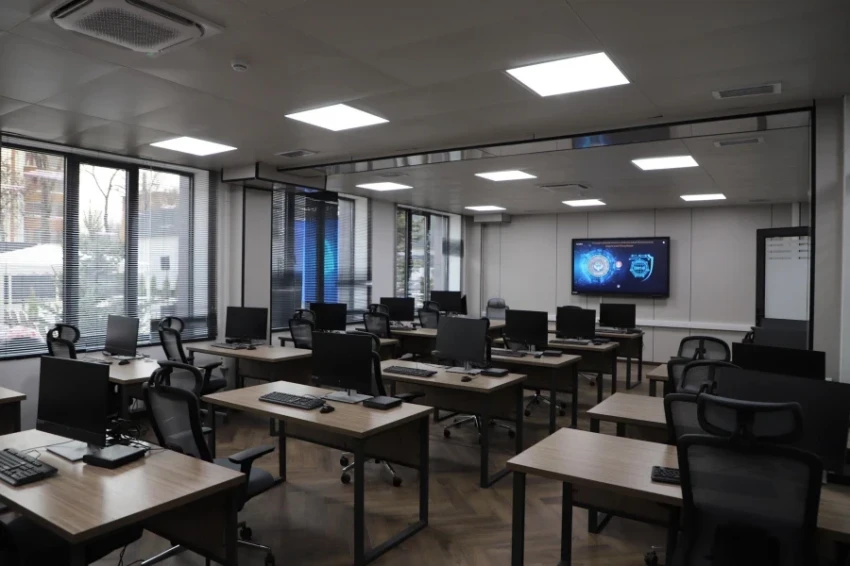 В ГКНБ открыли ГУ "Центр информационной безопасности"