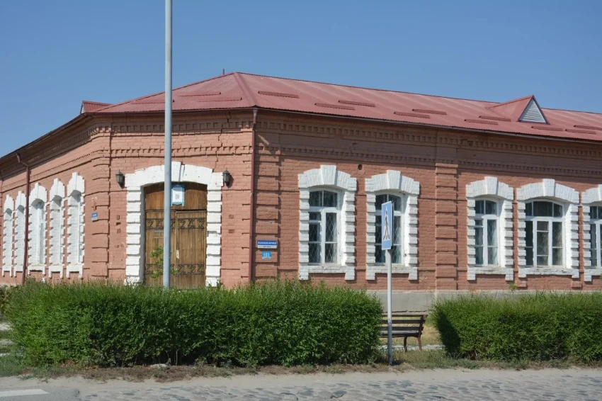 Депутат предложила взять под охрану исторические здания в Караколе