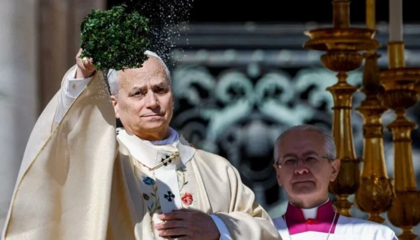 Папа Римский призвал мир «выбрать диалог вместо силы»