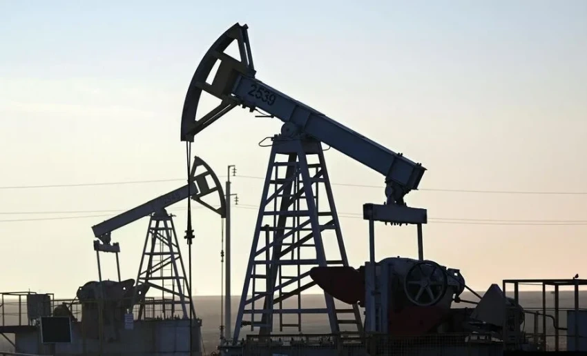 Saudi Aramco подняла майские цены на нефть для Азии до рекордного уровня